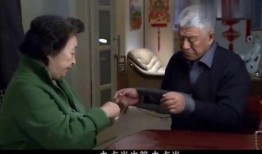 老太太爆料老伴视频,老太太爆料老伴神秘视频背后的惊人真相