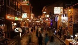 长沙酒吧吃瓜事件网红,网红围观下的争议瞬间