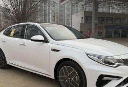 起亚k5最新爆料视频,性能与科技并重，引领中级车市场新潮流