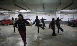 大爷大妈爆料视频,真实生活瞬间引发热议